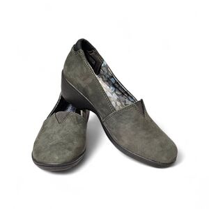 Skechers Women's Gray Wedge Shoes